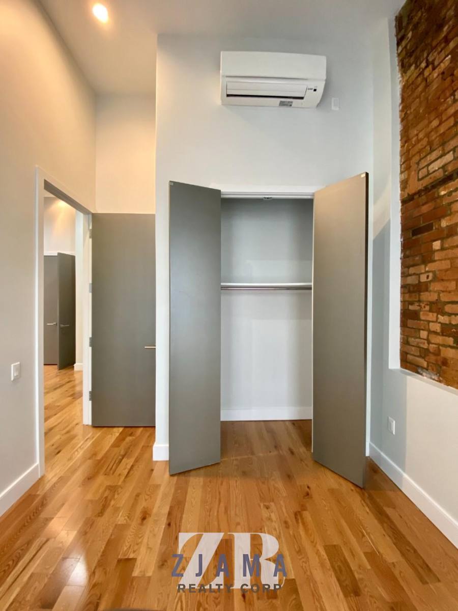 Apartment for rent at 72 Willoughby St #4E, Brooklyn, NY 11201