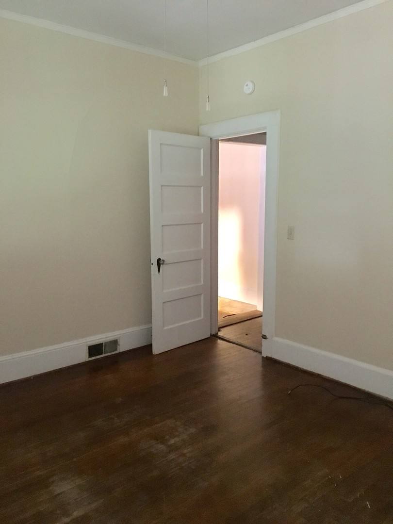 Apartment for rent at 207-209 S Pickens St, Columbia, SC 29205