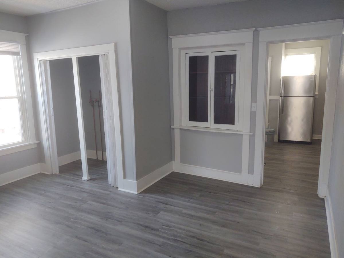 Apartment for rent at 201 & 203 E Locust St, Davenport, IA 52803