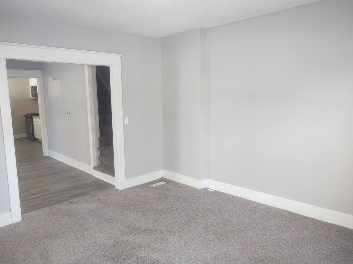Apartment for rent at 201 & 203 E Locust St, Davenport, IA 52803
