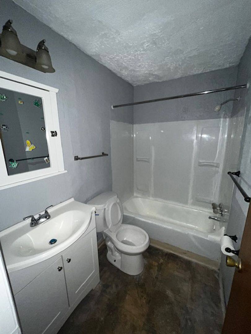Apartment for rent at 1570 Woodman Dr, Dayton, OH 45432