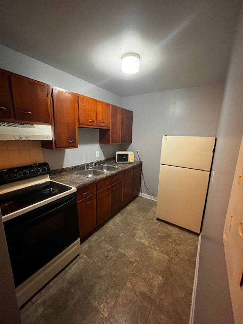 Apartment for rent at 1570 Woodman Dr, Dayton, OH 45432