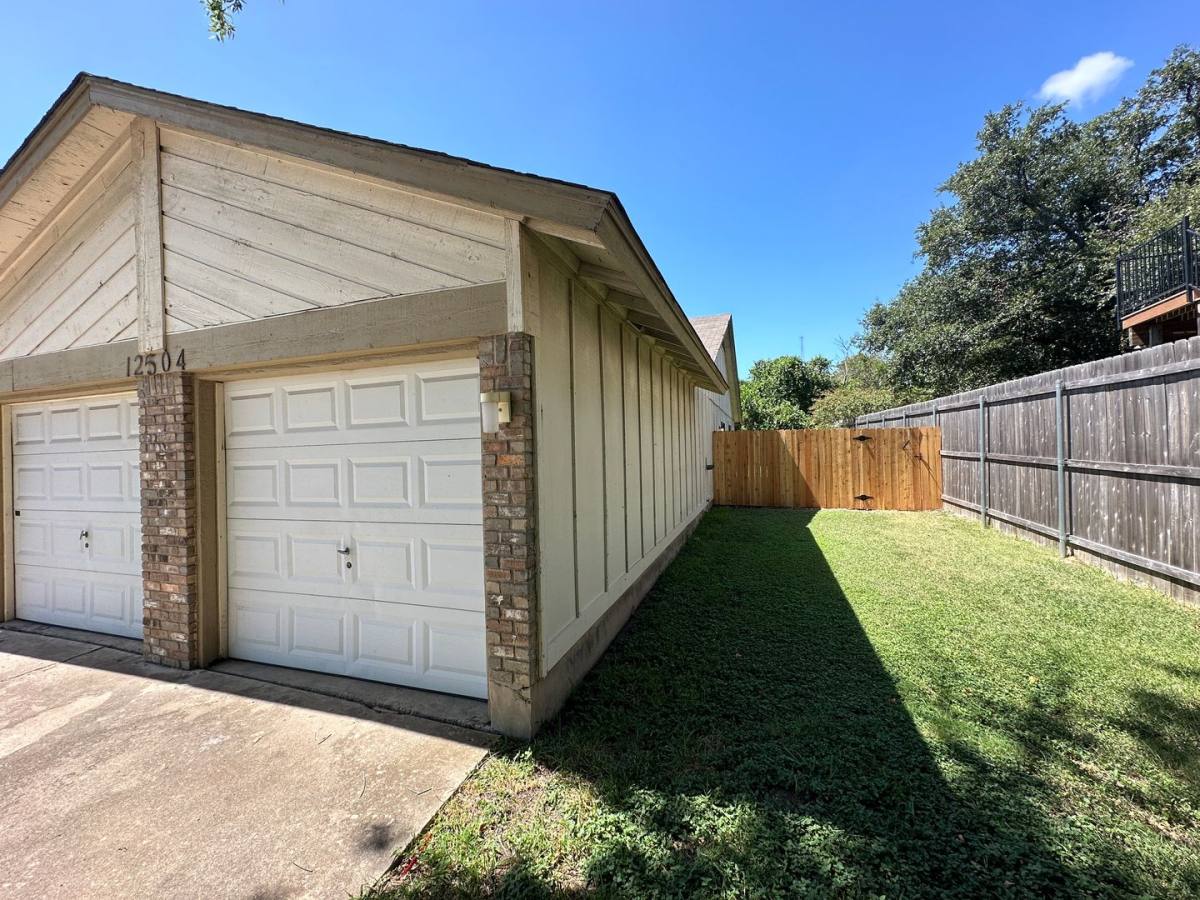 Townhouse for rent at 12504 Tree Line Dr, Austin, TX 78729
