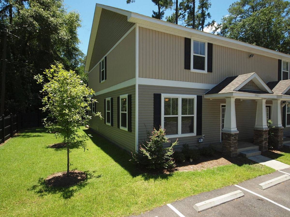 Townhouse for rent at 1518 High Rd, Tallahassee, FL 32304