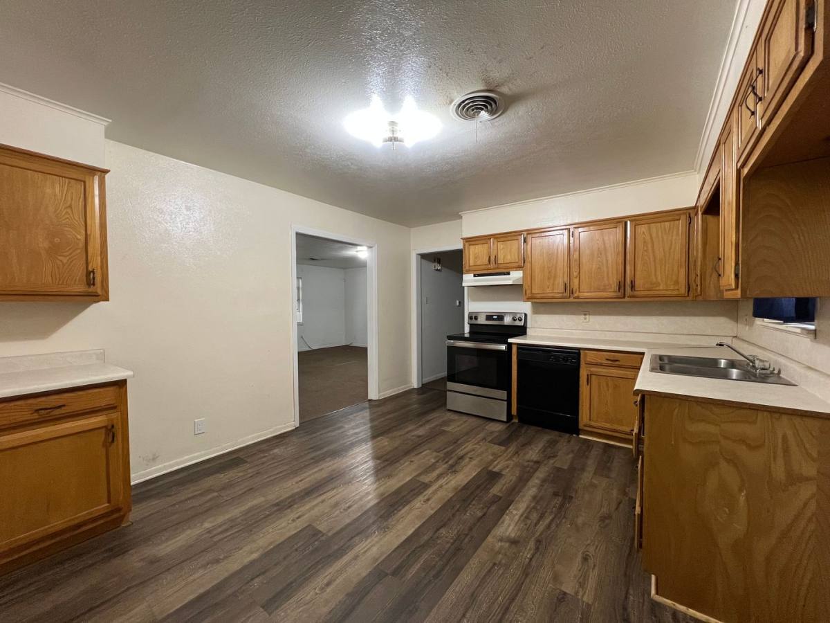 House for rent at 1702 N McCart St, Stephenville, TX 76401
