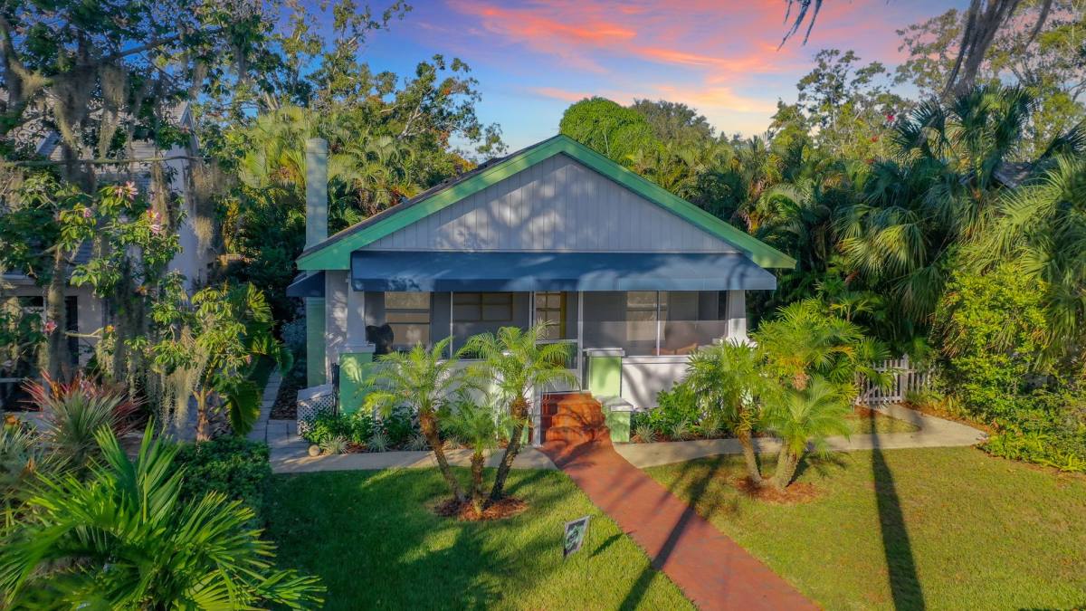 Apartment for rent at 2758 10th St, Saint Petersburg, FL 33704