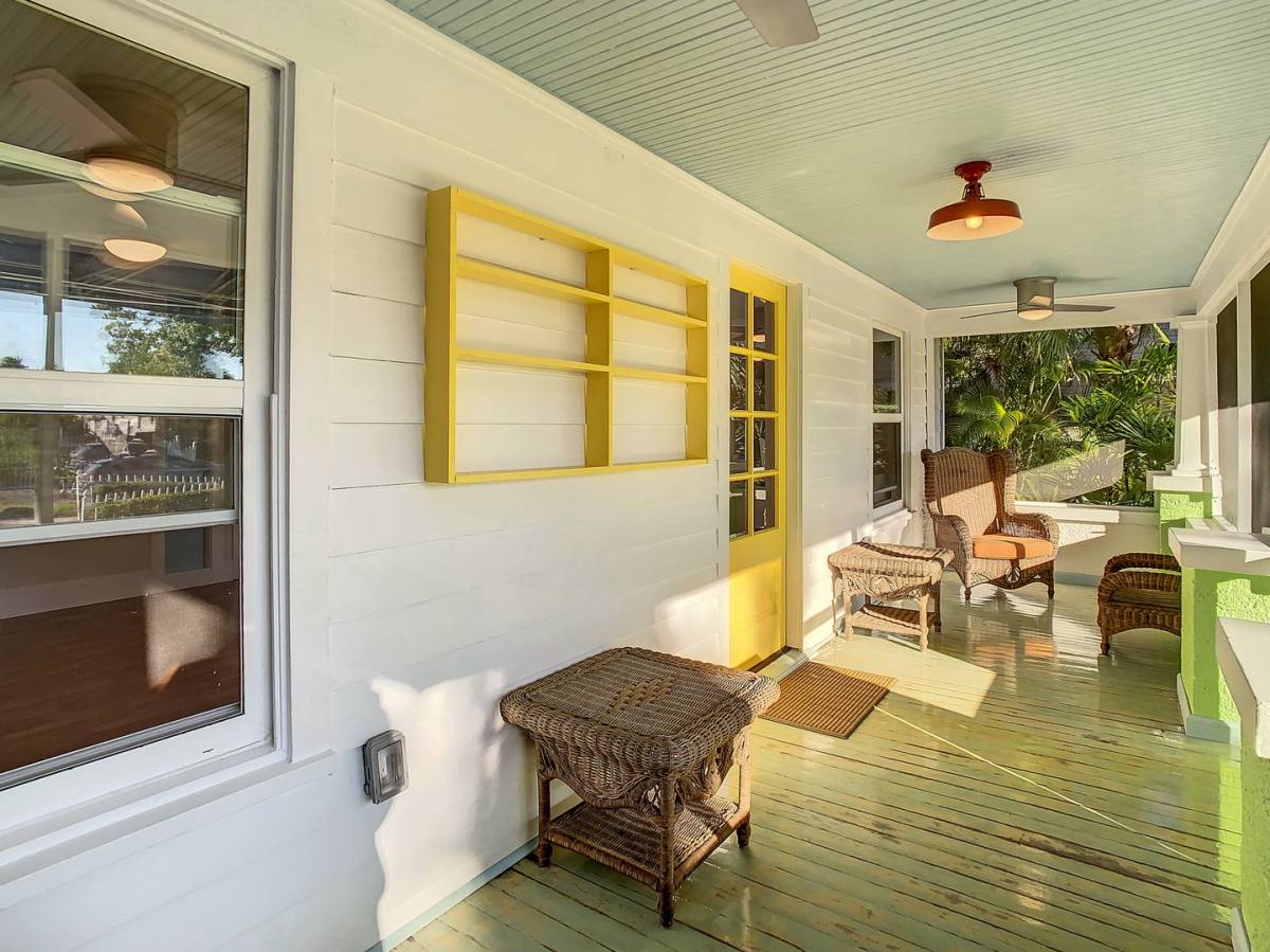 Apartment for rent at 2758 10th St, Saint Petersburg, FL 33704