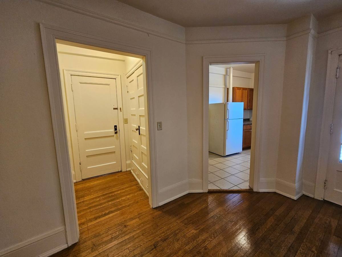 Apartment for rent at 709 E Juneau Ave, Milwaukee, WI 53202