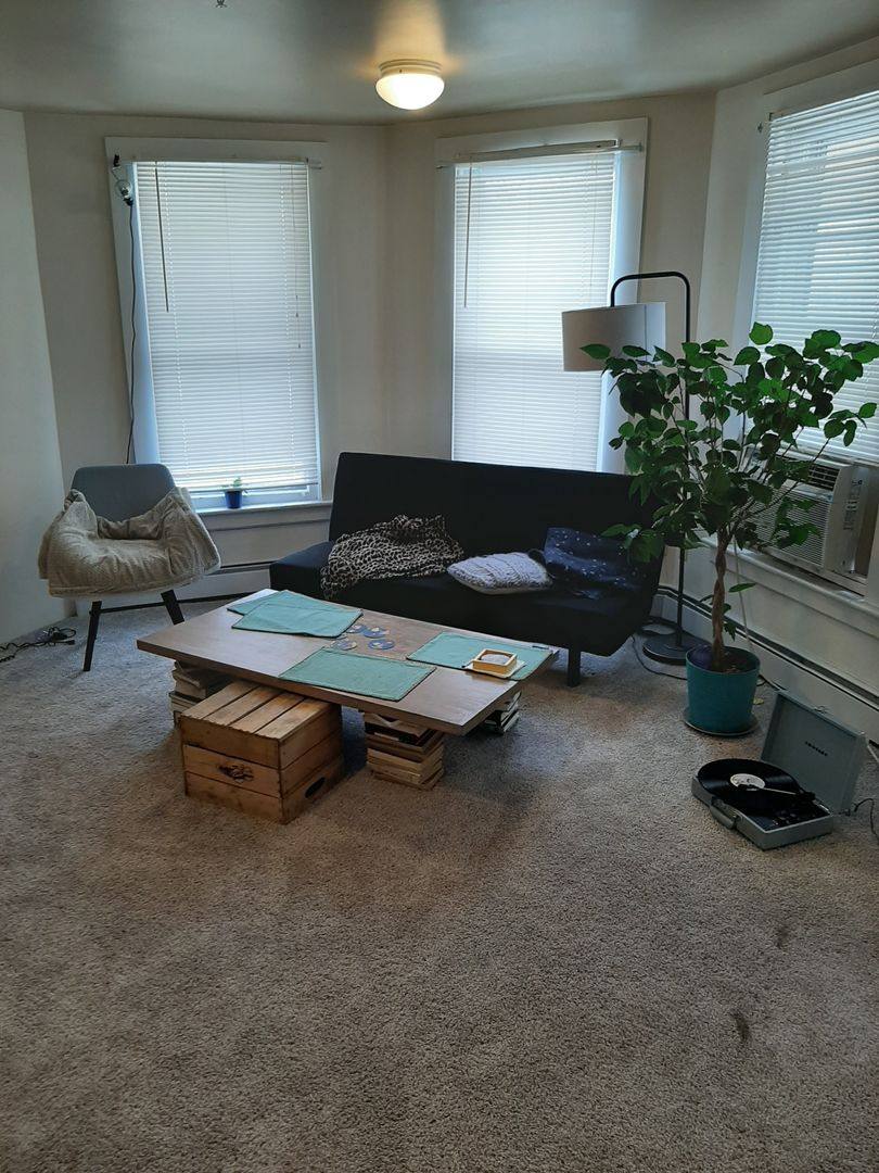Apartment for rent at 220-222 W Spencer St, Ithaca, NY 14850