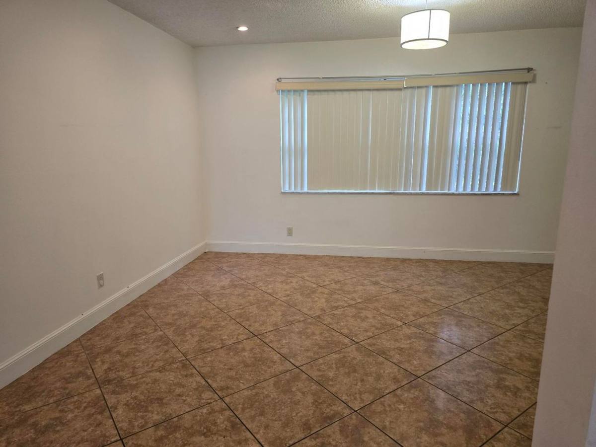House for rent at 4125 Pine Branch Circle, Lake Worth, FL 33467