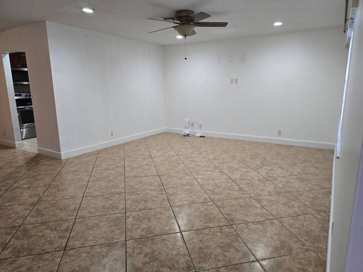 House for rent at 4125 Pine Branch Circle, Lake Worth, FL 33467