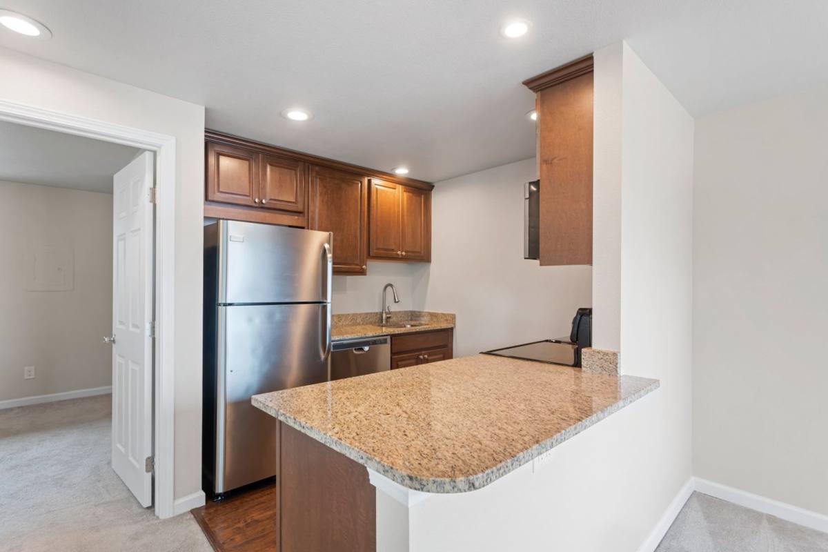 Apartment for rent at 11615 91st Lane NE, Kirkland, WA 98034