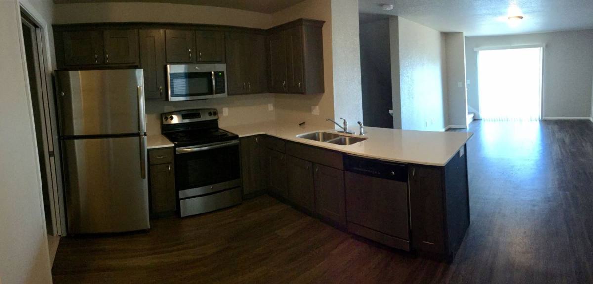 Condo for rent at 120 W Hills Lane, Waterloo, IA 50701