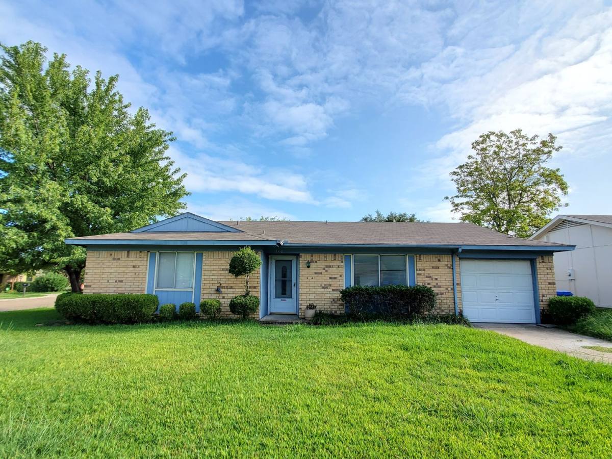 House for rent at 3118 Leanne St, Rowlett, TX 75088