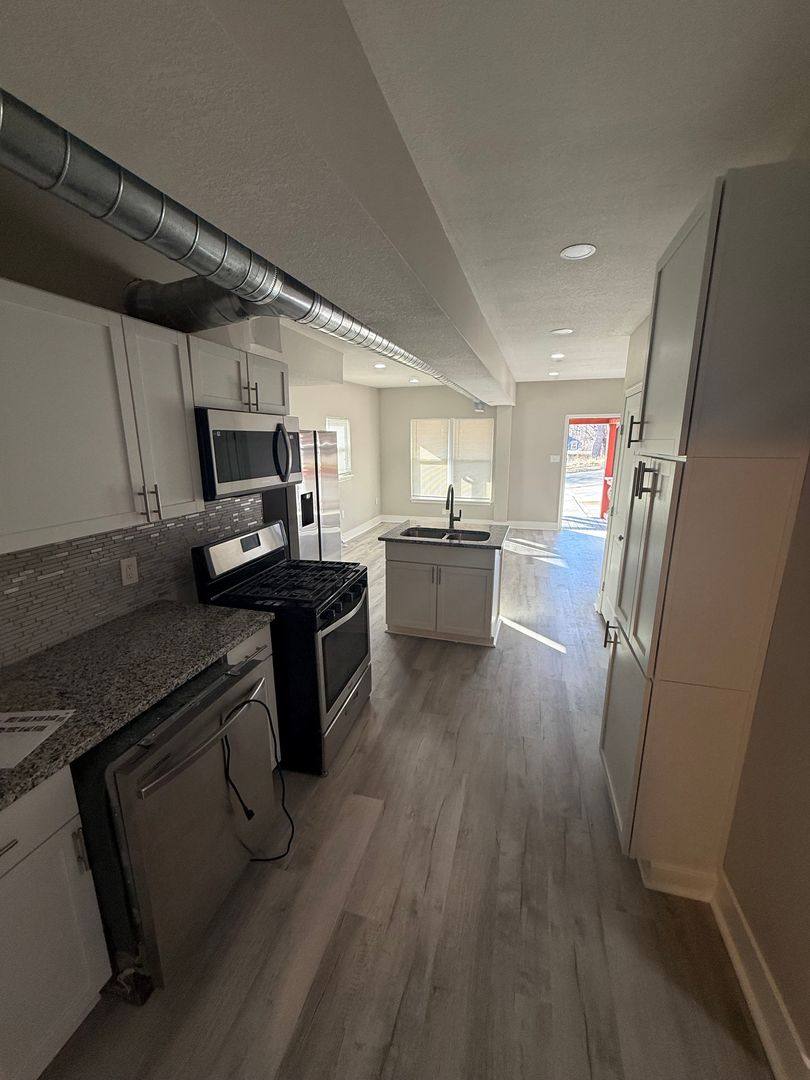 House for rent at 2313 Michigan Ave, Kansas City, MO 64127
