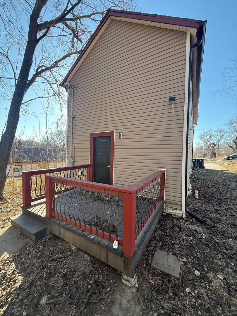 House for rent at 2313 Michigan Ave, Kansas City, MO 64127