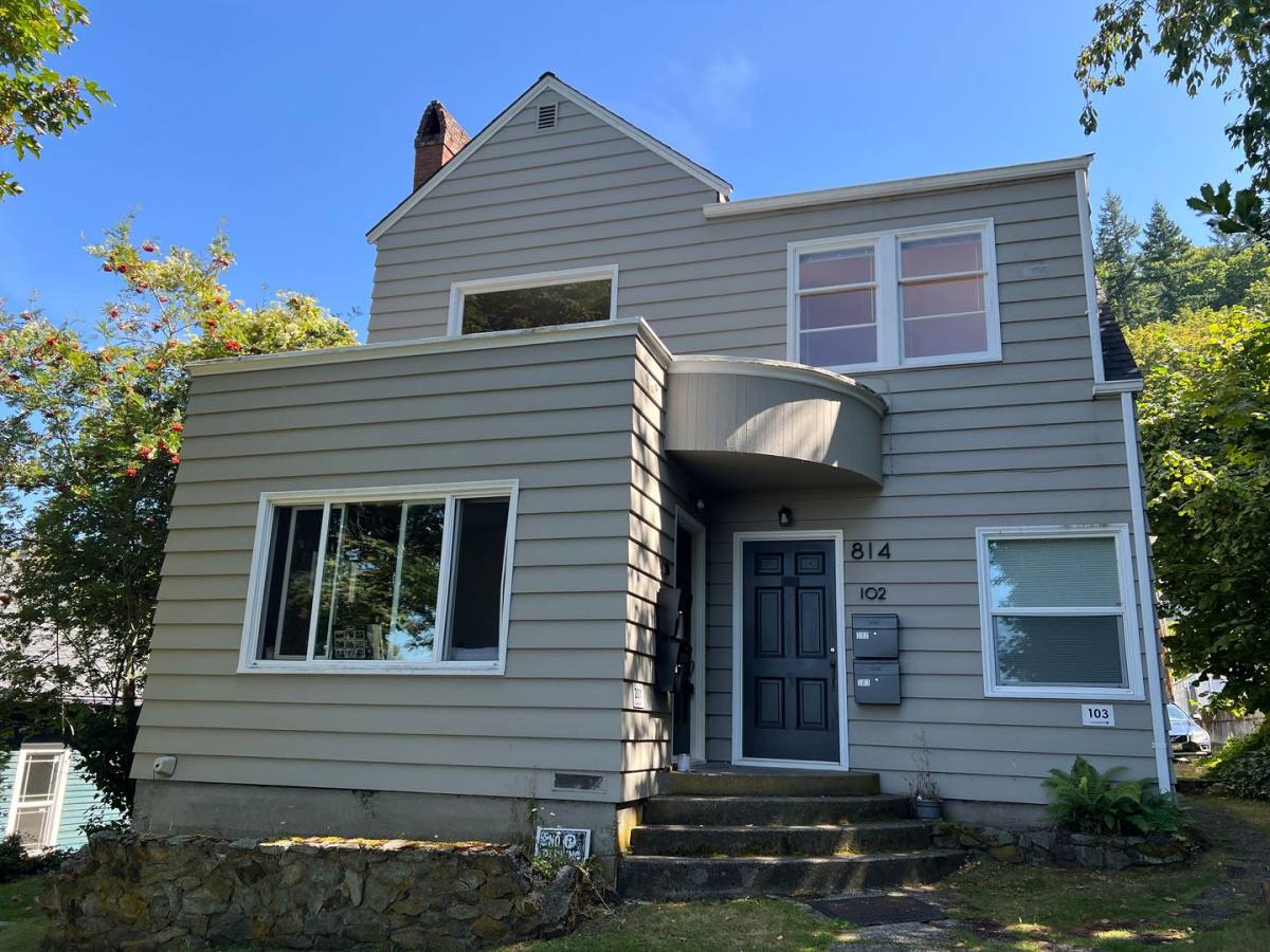Apartment for rent at 814 High St, Bellingham, WA 98225