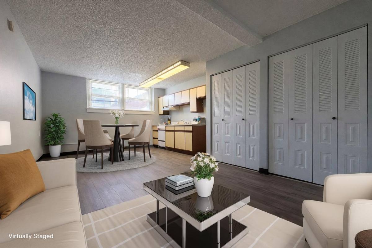 Apartment for rent at 1743 Culbertson Ave, New Albany, IN 47150