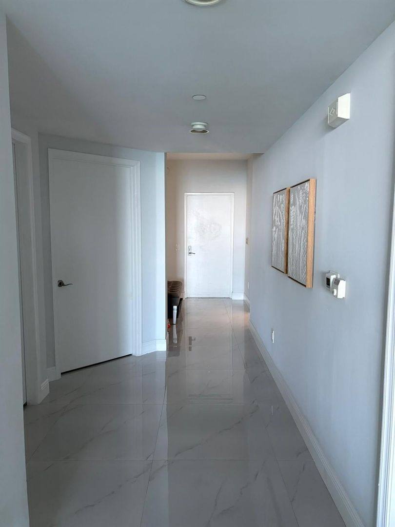 Condo for rent at 2650 Lake Shore Dr, West Palm Beach, FL 33404