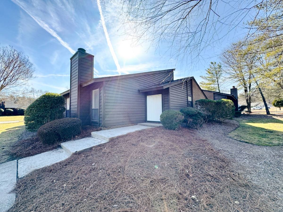 House for rent at 3415 Darden Rd, Greensboro, NC 27407
