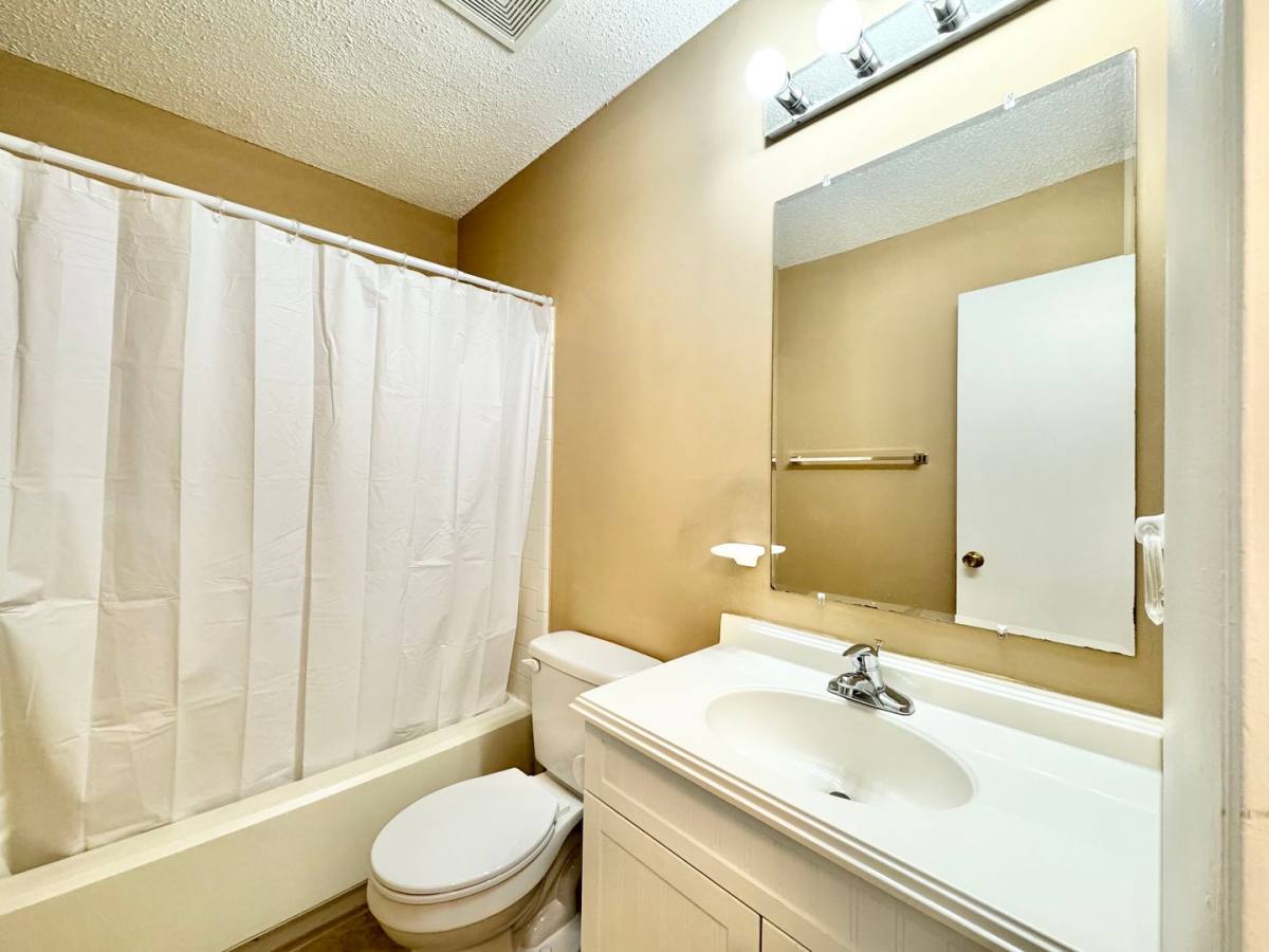 House for rent at 3415 Darden Rd, Greensboro, NC 27407