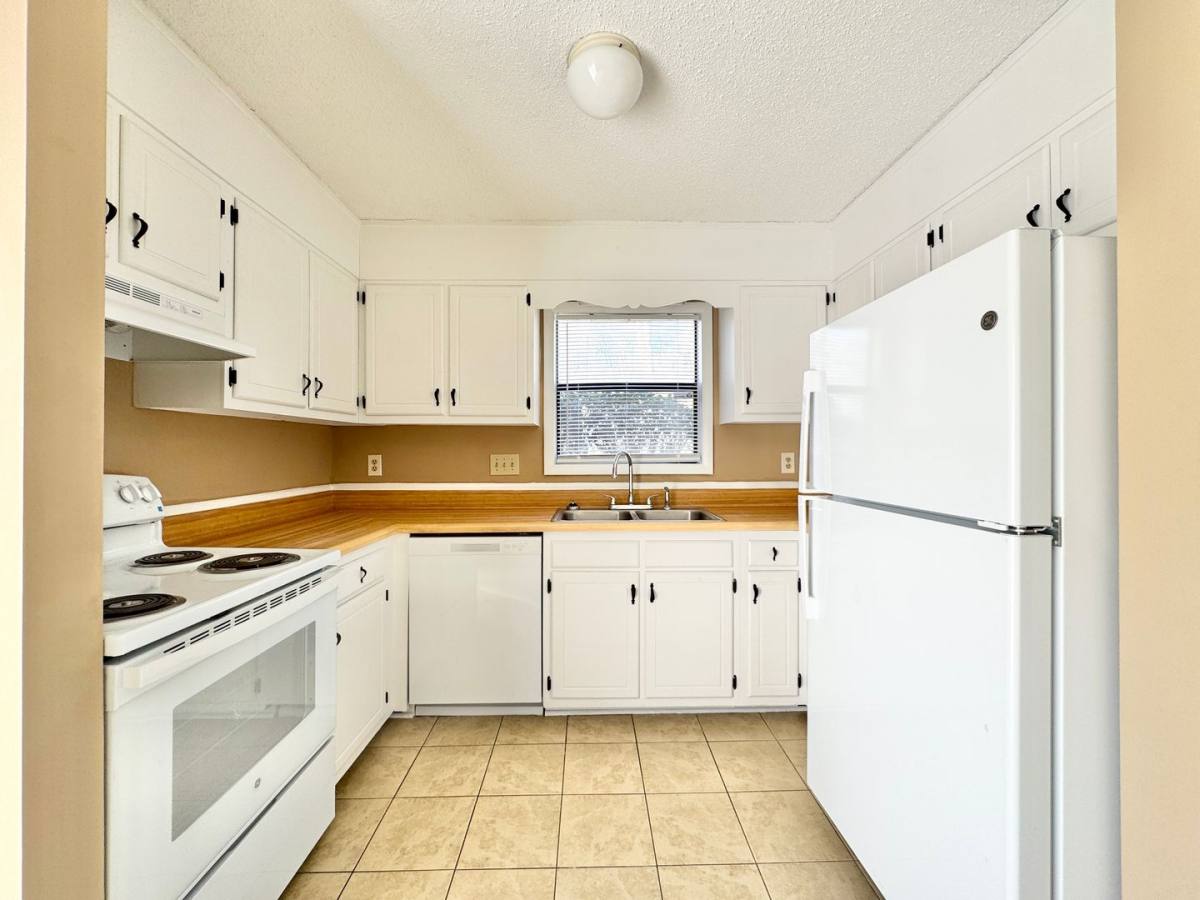 House for rent at 3415 Darden Rd, Greensboro, NC 27407
