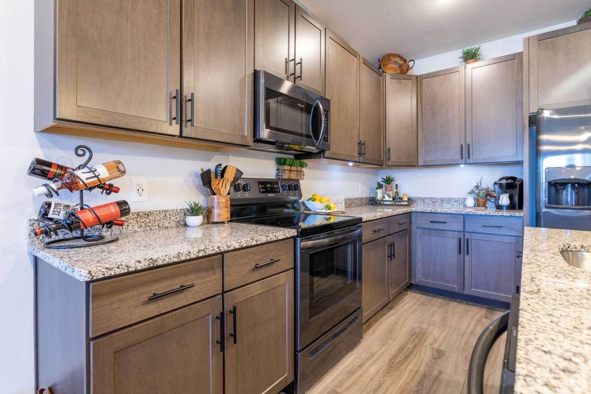 282 N Walnut St, Bath, PA 18014 - Apartment for Rent - Image 3