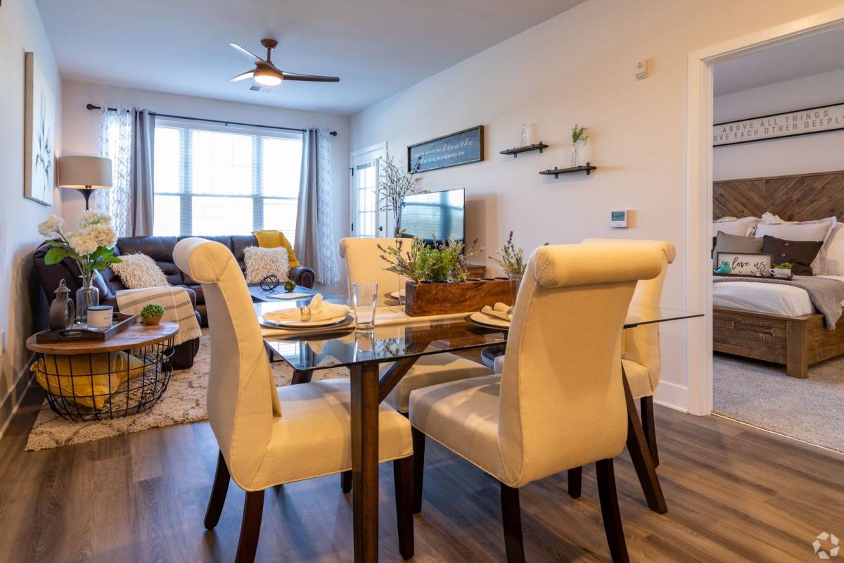 282 N Walnut St, Bath, PA 18014 - Apartment for Rent - Image 6