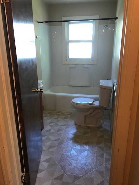 Apartment for rent at 300 S Maple Ave #302, Green Bay, WI 54303