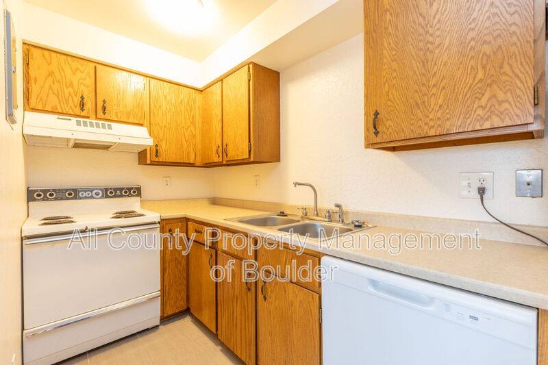 Condo for rent at 2606 Juniper Ave #34-1, Boulder, CO 80304