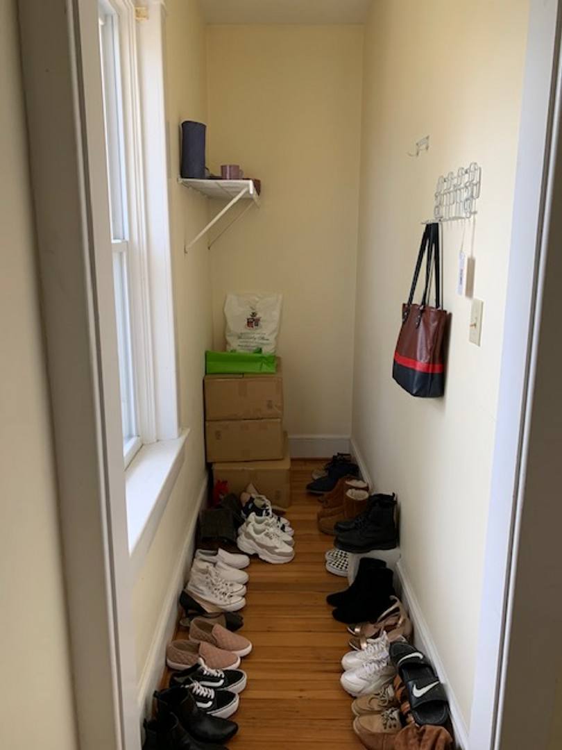 Apartment for rent at 215 N Lewis St, Lexington, VA 24450