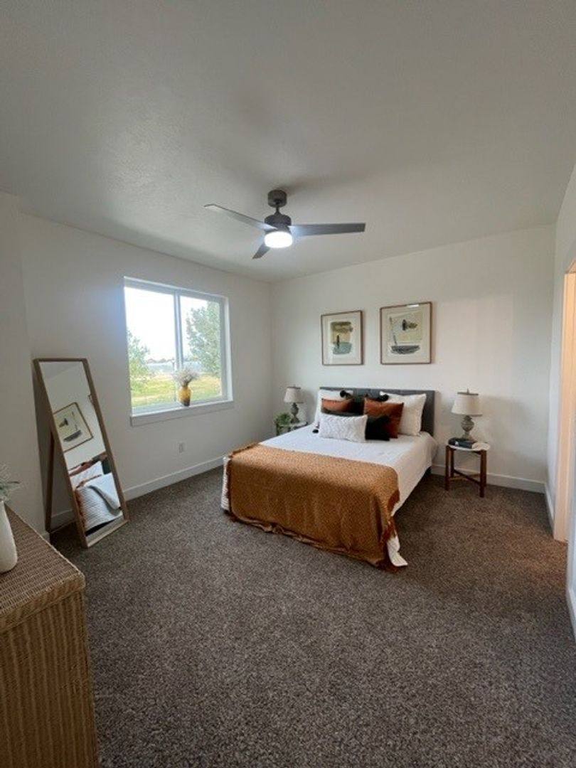 Townhouse for rent at 221 Fairgrounds Rd Hamilton, Mount, Hamilton, MT 59840