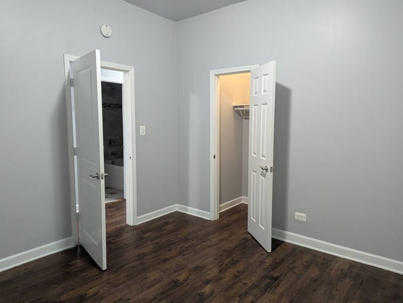 Apartment for rent at 6401 S Saint Lawrence Ave #1, Chicago, IL 60637