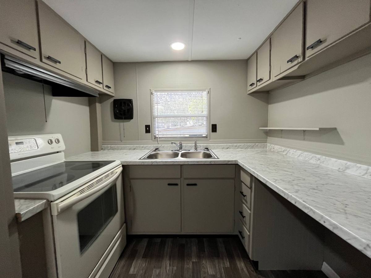 House for rent at 12617 Palm Lake View, Thonotosassa, FL 33592