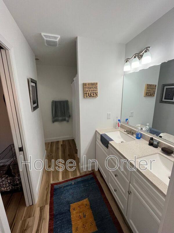 House for rent at 542 Quinn Hill Lane, Mars Hill, NC 28754