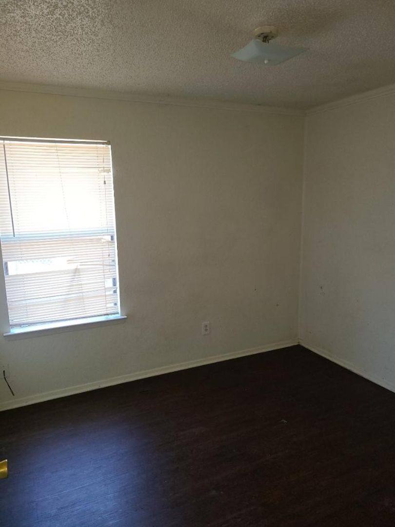 Apartment for rent at 5021 - 23 Vinson St, Fort Worth, TX 76103