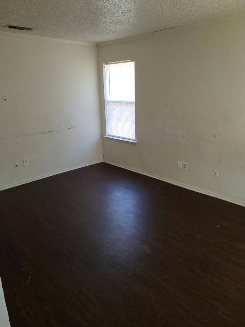 Apartment for rent at 5021 - 23 Vinson St, Fort Worth, TX 76103