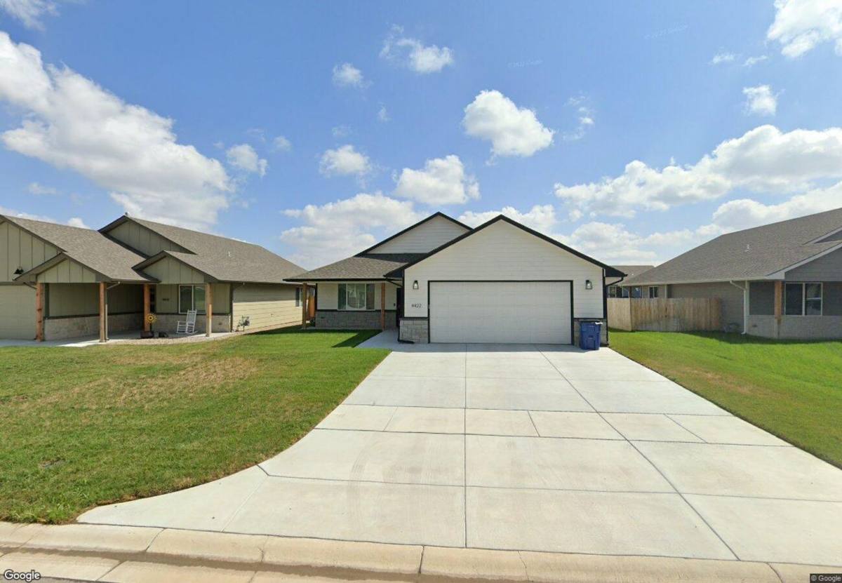 House for rent at 4422 S Mount Carmel, Wichita, KS 67217