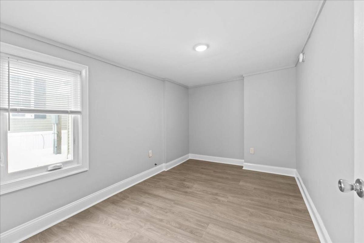 Apartment for rent at 39 Ave C, Burlington, VT 05408