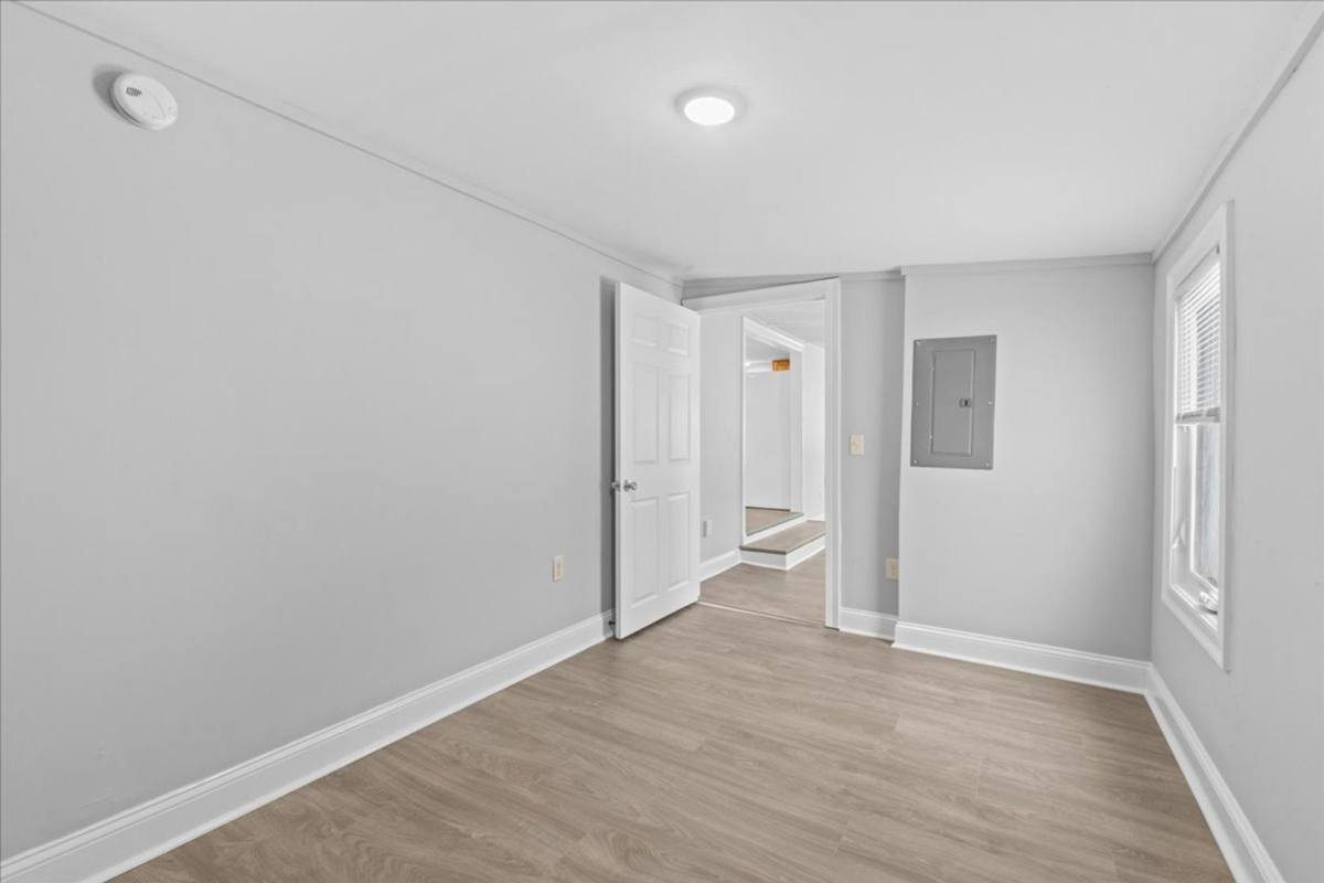 Apartment for rent at 39 Ave C, Burlington, VT 05408
