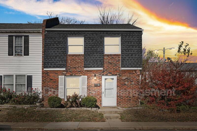 Townhouse for rent at 129 Hickok Circle, Fredericksburg, VA 22401