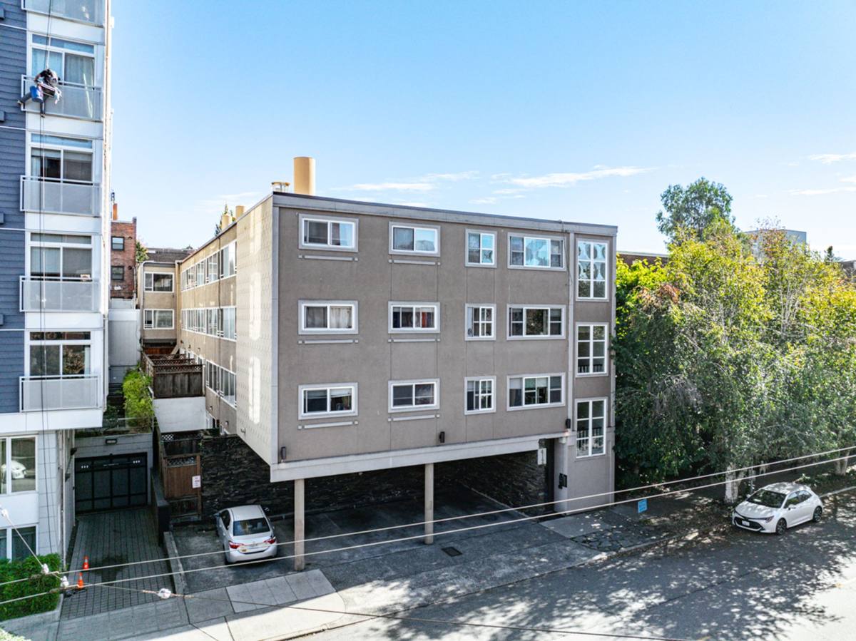 Apartment for rent at 412 Bellevue Ave E, Seattle, WA 98102