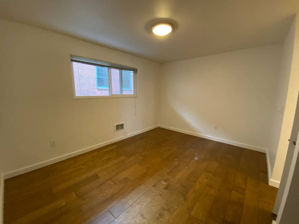 Apartment for rent at 412 Bellevue Ave E, Seattle, WA 98102