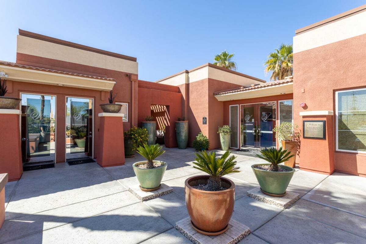 Apartment for rent at 80175 Ave, La Quinta, CA 92253