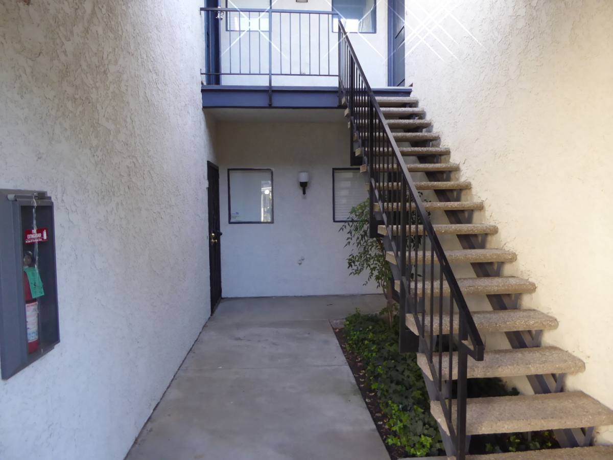 House for rent at 27614 Susan Beth Way, Santa Clarita, CA 91350