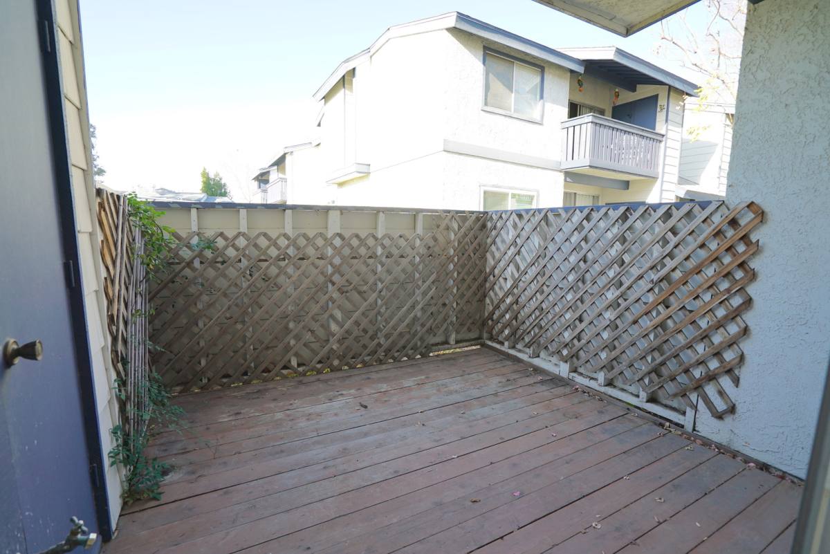 House for rent at 27614 Susan Beth Way, Santa Clarita, CA 91350
