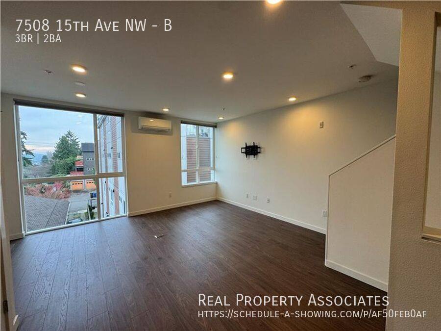Townhouse for rent at 7508 15th Ave NW #B, Seattle, WA 98117
