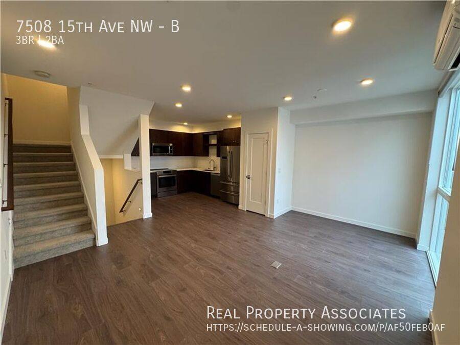 Townhouse for rent at 7508 15th Ave NW #B, Seattle, WA 98117