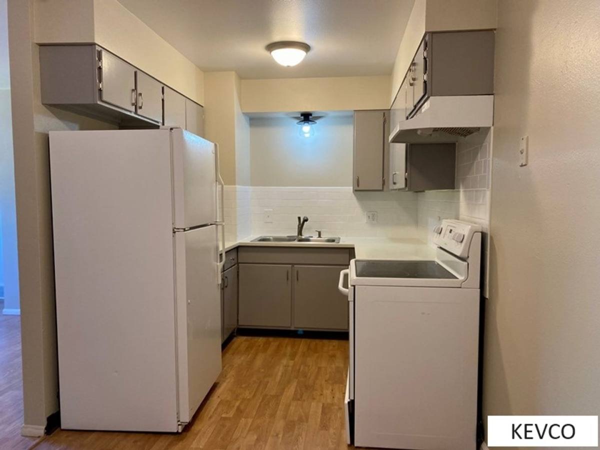 Apartment for rent at 1728 Azalea Dr, Fort Collins, CO 80526