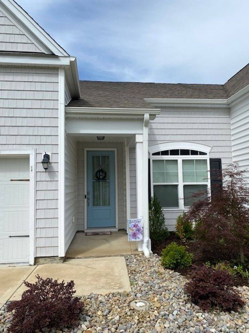 Townhouse for rent at 10142 Morecamble Blvd, Leland, NC 28451